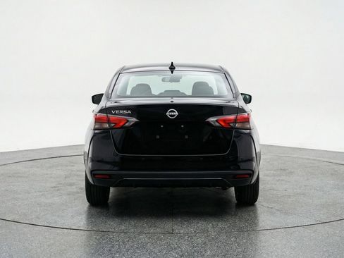 Used 2025 Nissan Versa SV image 7