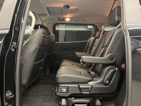 Used 2025 Honda Odyssey Touring image 35