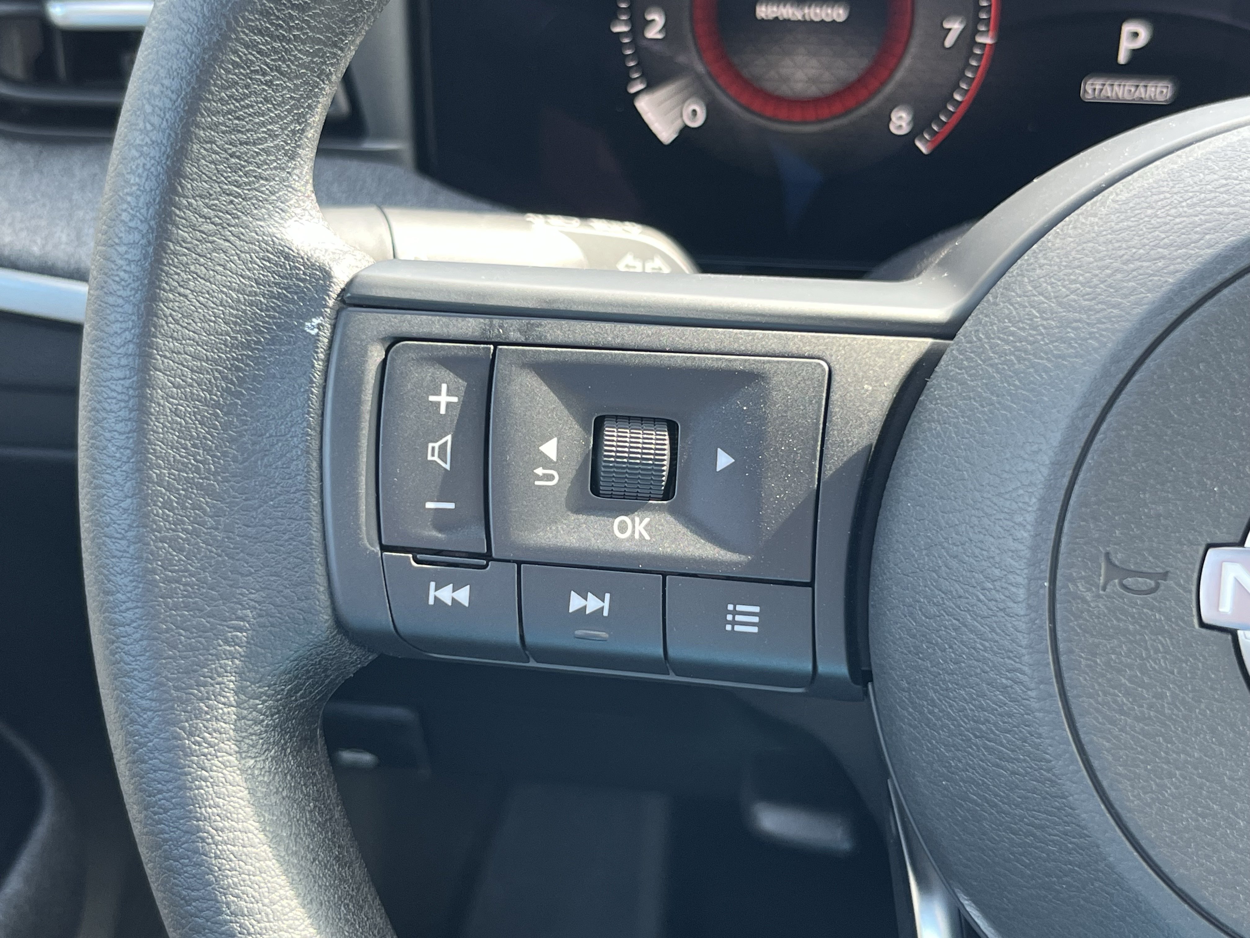 New 2026 Nissan Kicks SV w/ SV Premium Package AWD/4WD image 23