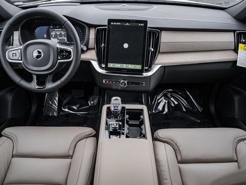 New 2026 Volvo XC90 B6 Ultra image 19