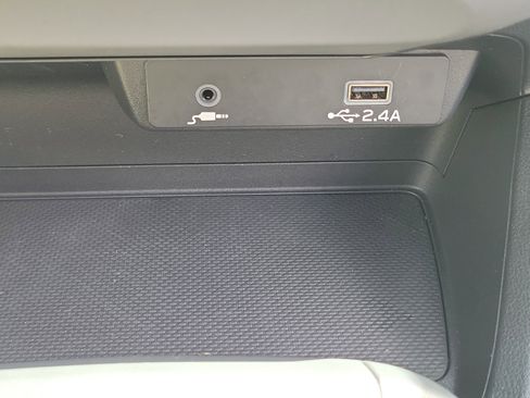 Used 2025 Subaru Crosstrek 2.0i image 24