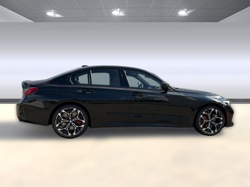 New 2026 BMW 330i Sedan w/ M Sport Package RWD image 8