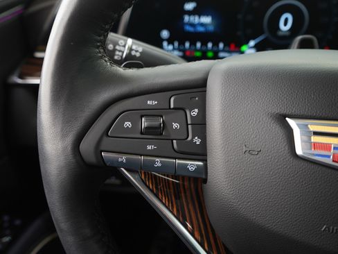 Used 2024 Cadillac Escalade Premium Luxury w/ Performance Package image 27