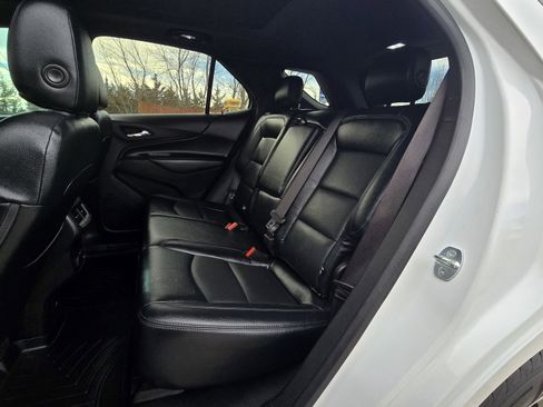 Used 2018 Chevrolet Equinox LT w/ Sun & Infotainment Package image 20