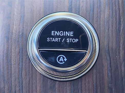 New 2026 Mercedes-Benz GLC 300 4MATIC image 24