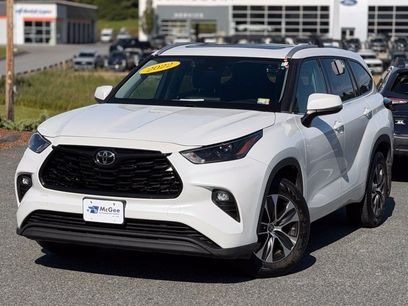 Used 2022 Toyota Highlander XLE
