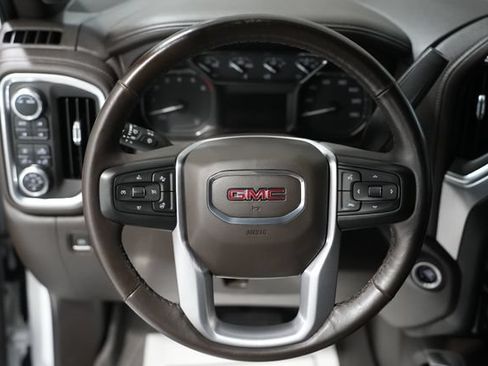 Used 2022 GMC Sierra 1500 SLT w/ SLT Premium Plus Package AWD/4WD image 14