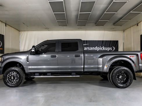 Used 2019 Ford F350 XL w/ STX Appearance Package image 12
