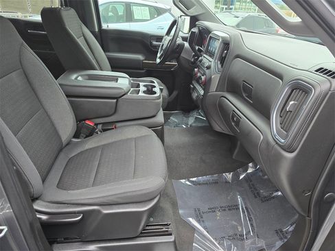 Used 2021 Chevrolet Silverado 1500 LT image 11