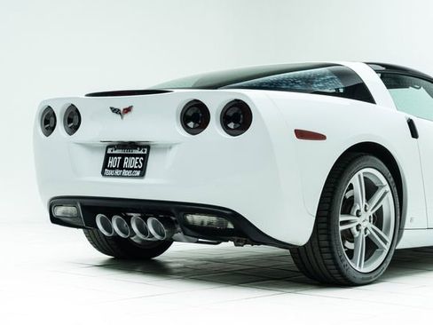 Used 2009 Chevrolet Corvette Coupe image 14