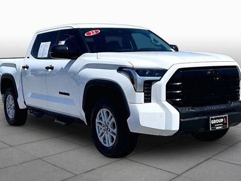 Used 2023 Toyota Tundra SR5 w/ SR5 Convenience Package AWD/4WD image 2