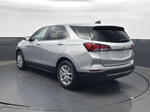 Used 2022 Chevrolet Equinox LT FWD image 6
