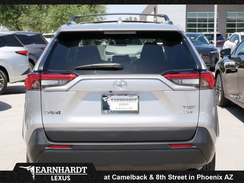 Used 2025 Toyota RAV4 XLE w/ Convenience Package image 7