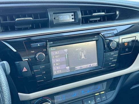 Used 2016 Toyota Corolla LE image 13