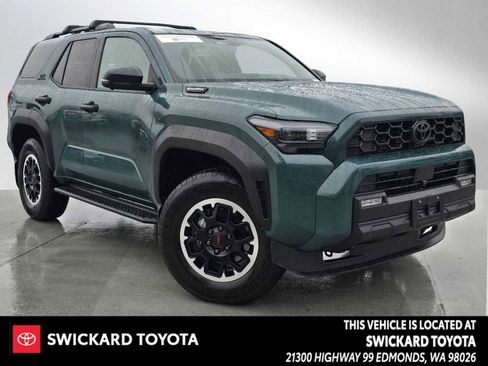 Certified 2025 Toyota 4Runner TRD Off-Road Premium image 1
