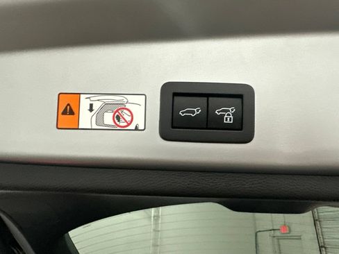 Used 2026 Toyota Corolla Cross XLE w/ Convenience Package FWD image 30