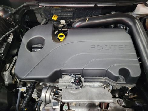 Used 2024 Chevrolet Equinox LT w/ LPO, Floor Liner Package FWD image 30