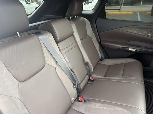 Used 2023 Lexus RX 350 FWD w/ Accessory Package image 9