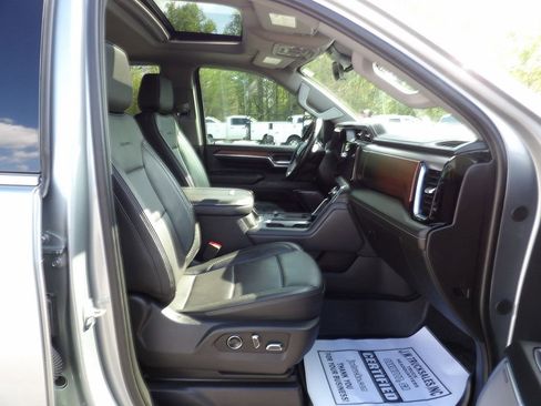 Used 2024 GMC Sierra 2500 Denali w/ Denali Reserve Package AWD/4WD image 48