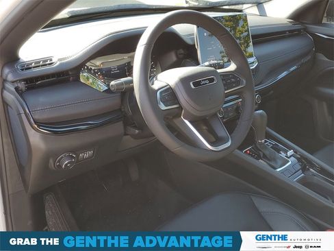 New 2026 Jeep Compass Limited image 10