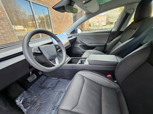 Used 2025 Tesla Model 3 Long Range image 31