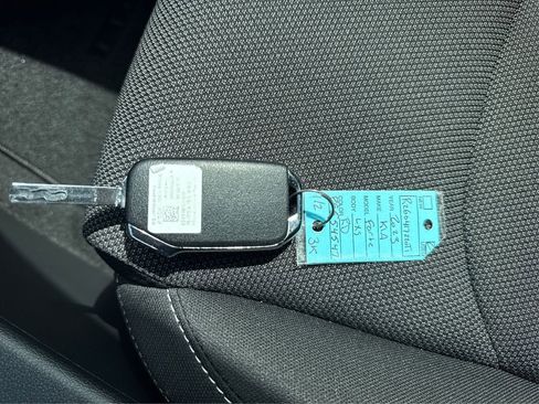 Certified 2023 Kia Forte LXS w/ LXS Technology Package FWD image 36