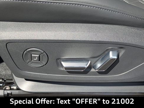 New 2025 Audi SQ6 e-tron Premium Plus image 21