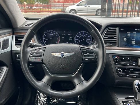 Used 2015 Hyundai Genesis 3.8 w/ Option Group 04 RWD image 10