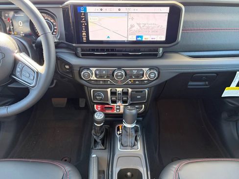 New 2026 Jeep Gladiator Rubicon AWD/4WD image 12