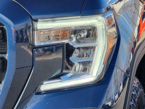 Used 2021 GMC Sierra 1500 Elevation w/ Preferred Package image 40