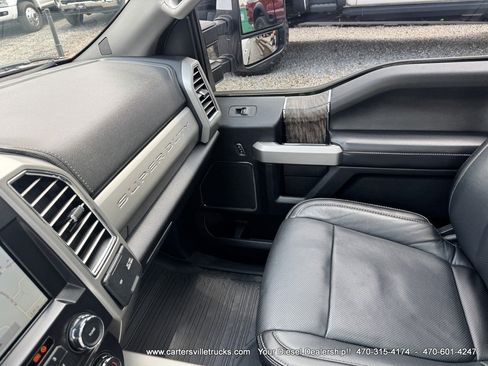 Used 2017 Ford F250 Lariat w/ Lariat Ultimate Package AWD/4WD image 22