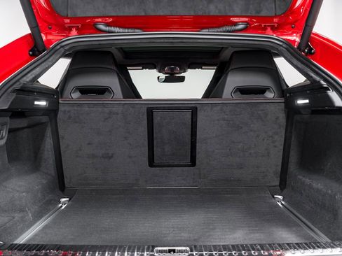 Used 2019 Lamborghini Urus image 62