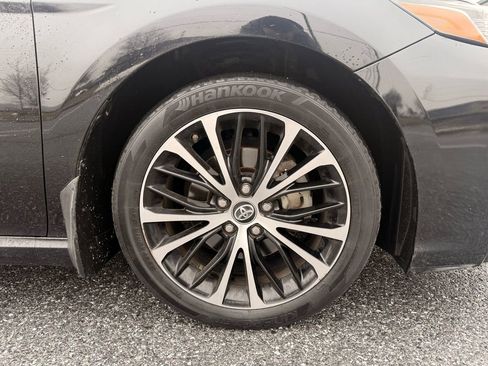 Used 2018 Toyota Camry SE image 28