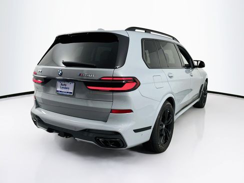 Used 2025 BMW X7 M60i AWD/4WD image 5