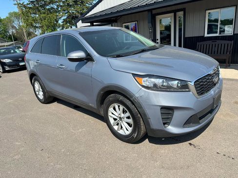 Used 2020 Kia Sorento AWD V6 image 5
