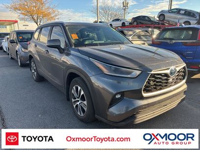 Used 2021 Toyota Highlander XLE