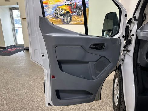Used 2015 Ford Transit 250 148 Medium Roof image 16