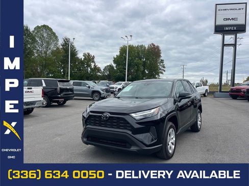 Used 2025 Toyota RAV4 LE image 1