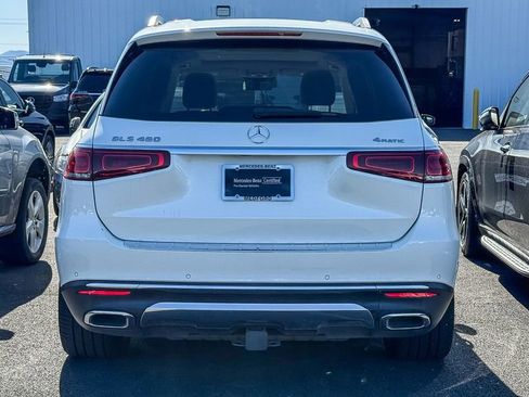 Certified 2022 Mercedes-Benz GLS 450 4MATIC image 8