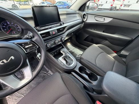 Used 2023 Kia Forte LXS FWD image 28