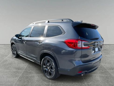 Used 2025 Subaru Ascent Bronze Edition w/ Popular Package #2 AWD/4WD image 3