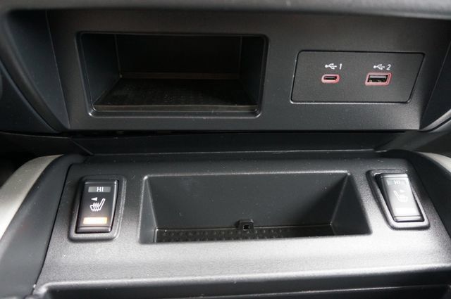 Certified 2024 Nissan Titan SV w/ SV Convenience Package AWD/4WD image 19