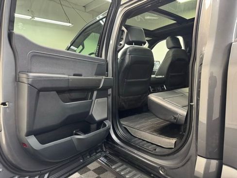 Used 2023 Ford F150 Lariat w/ Equipment Group 502A High image 30