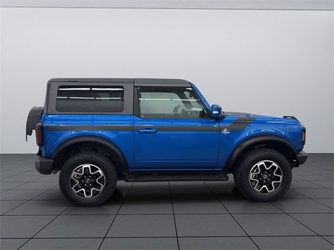 Used 2022 Ford Bronco Outer Banks image 31