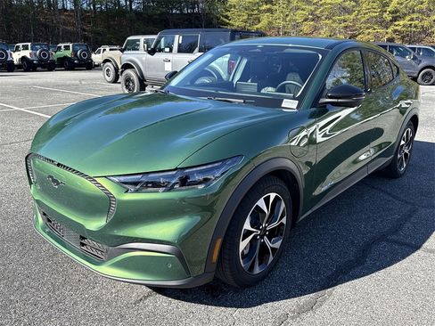 Used 2025 Ford Mustang Mach-E Select image 3