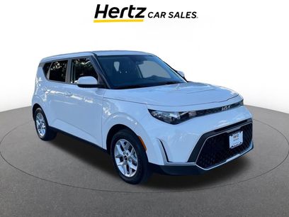 Used 2025 Kia Soul LX w/ LX Technology Package