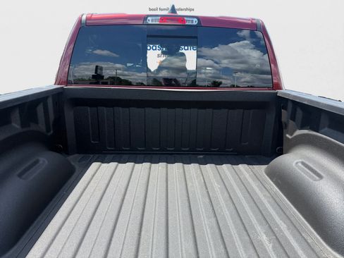 Used 2025 RAM 1500 Warlock AWD/4WD image 24