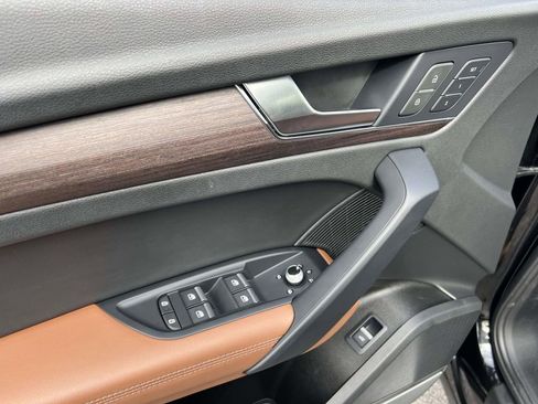 Used 2022 Audi Q5 2.0T Premium Plus AWD/4WD image 16