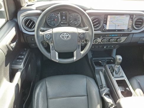 Certified 2023 Toyota Tacoma TRD Off-Road w/ TRD Premium Off Road Package image 11