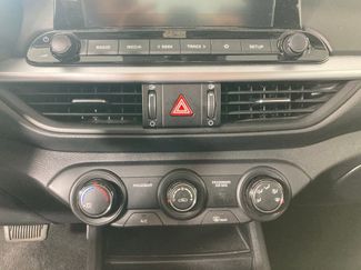 Used 2024 Kia Forte LXS video 3
